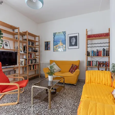 Apartment Porta A Lucca - Bright With Balcony Pisa